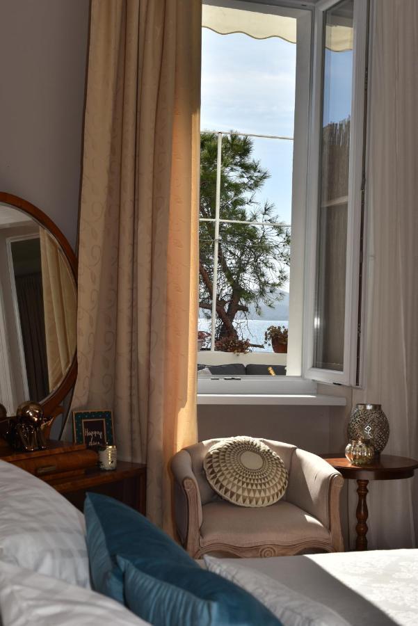 Zadar Center Beach Apartment - Directly On The Sea Eksteriør billede