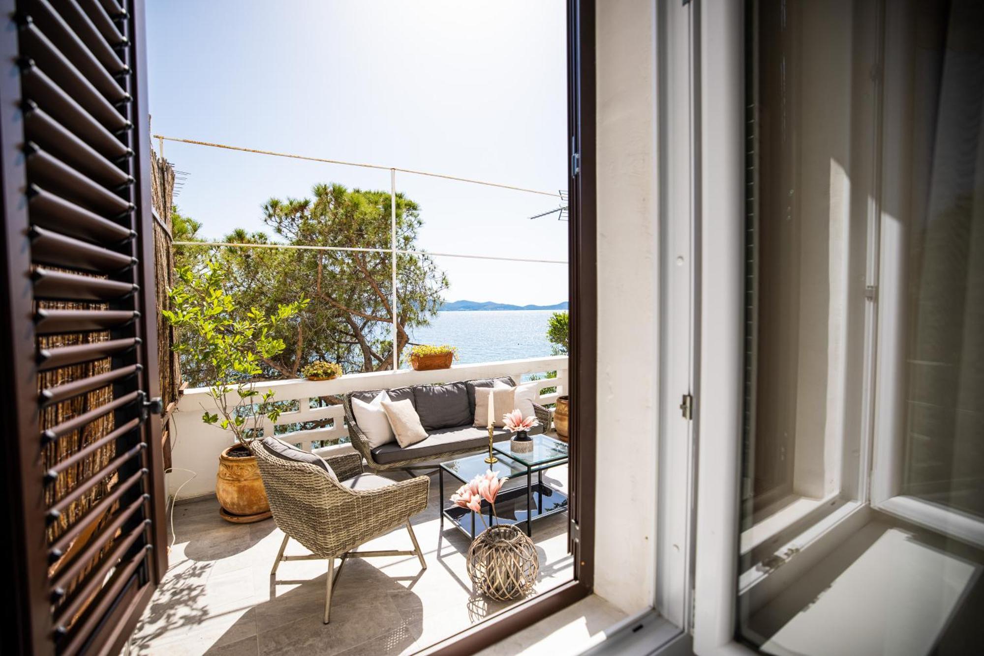 Zadar Center Beach Apartment - Directly On The Sea Eksteriør billede